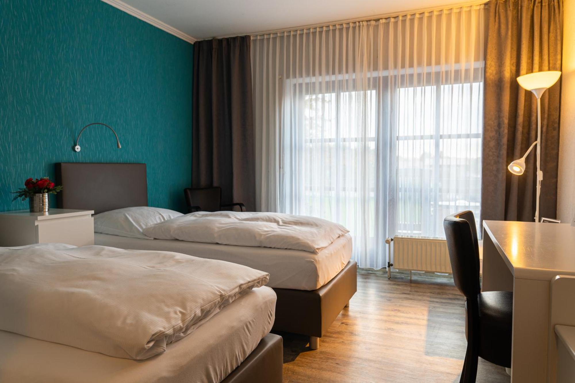 Vareler Brauhaus-Hotel Varel Dangast Buitenkant foto