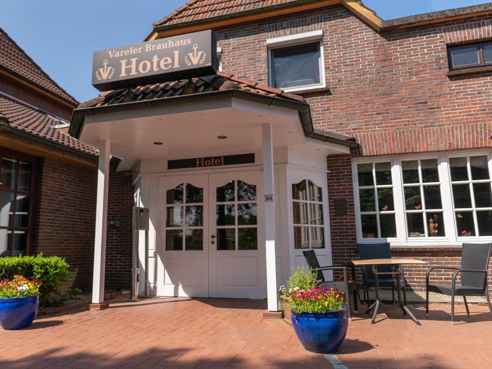 Vareler Brauhaus-Hotel Varel Dangast Buitenkant foto