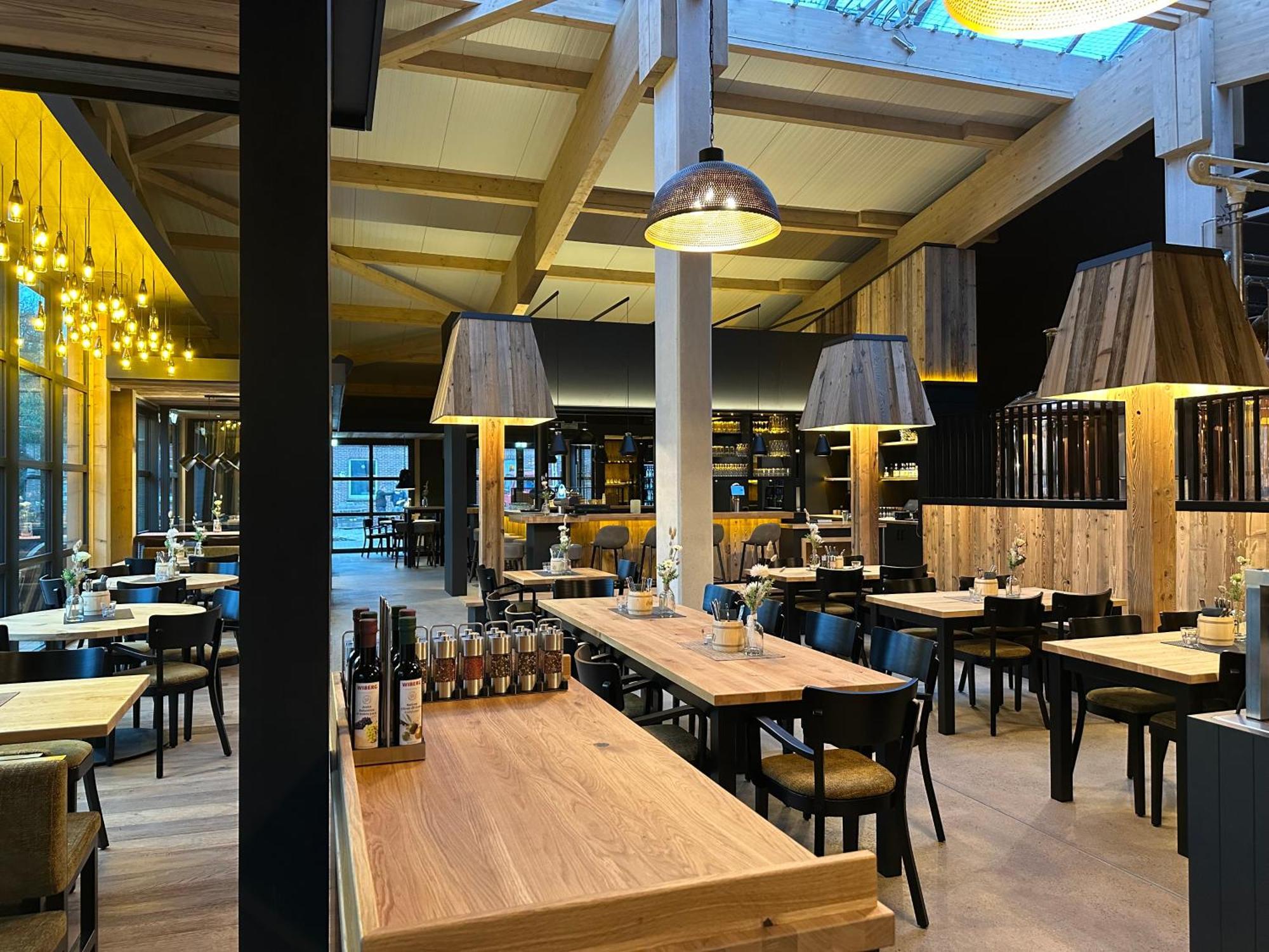 Vareler Brauhaus-Hotel Varel Dangast Buitenkant foto